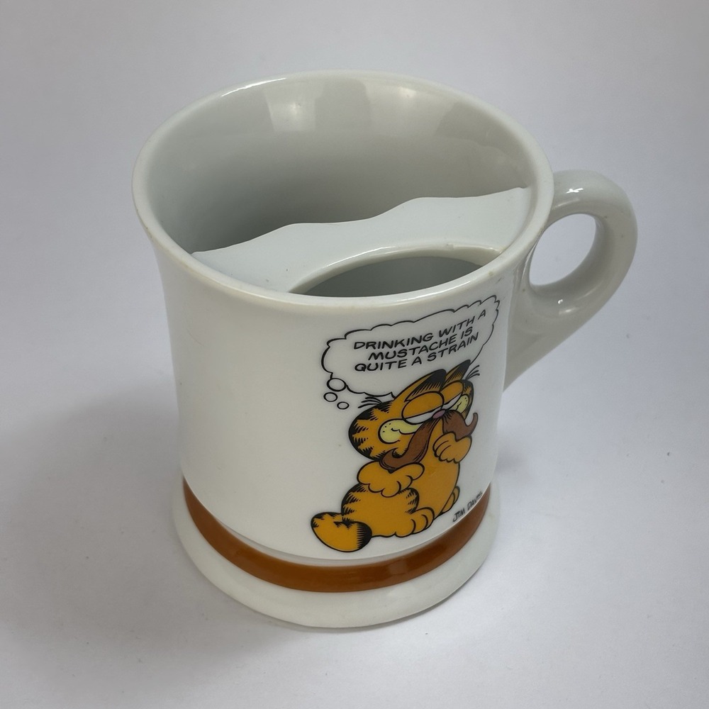 1978 Enesco Garfield "Drinking With A Mustache Is Quite A Strain" Coffee Mug